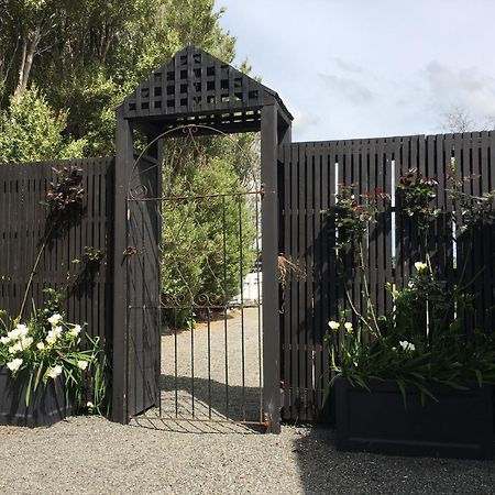 Aylstone Martinborough Hotel Exterior photo