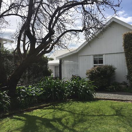 Aylstone Martinborough Hotel Exterior photo