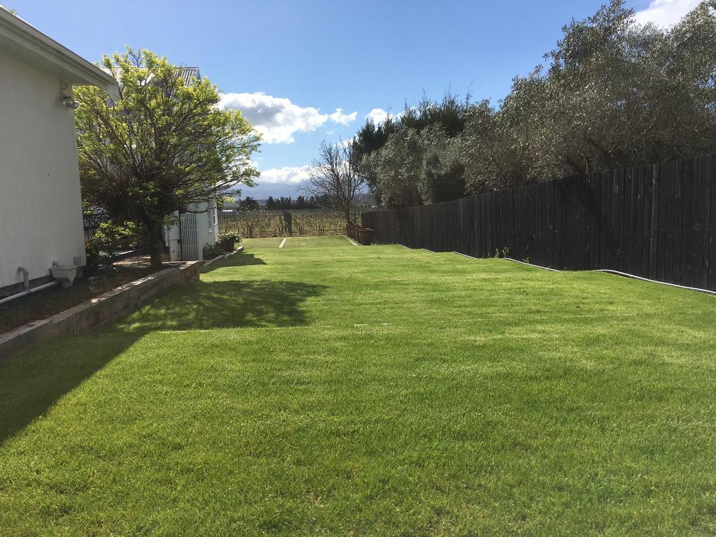 Aylstone Martinborough Hotel Exterior photo