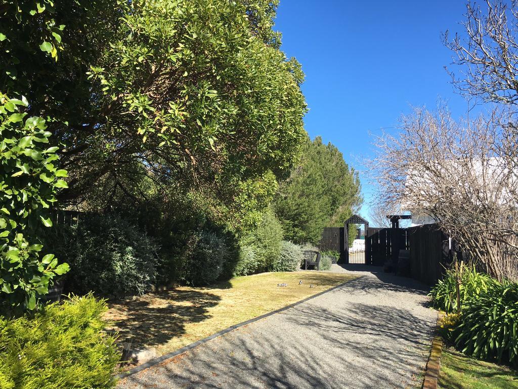 Aylstone Martinborough Hotel Exterior photo