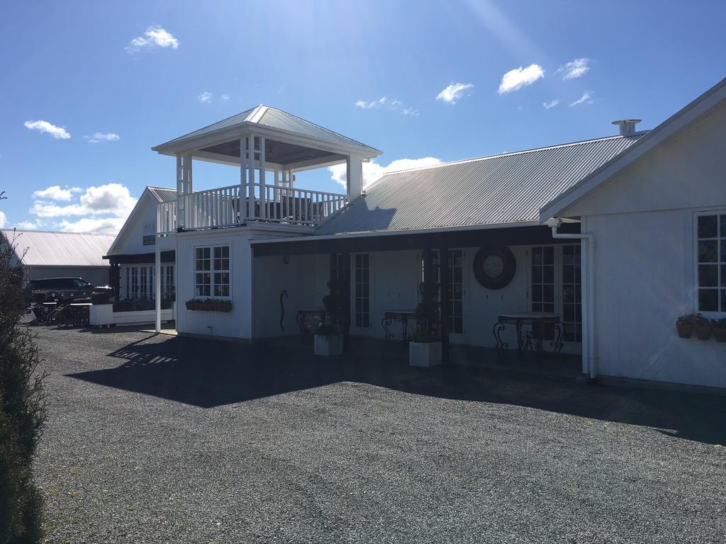 Aylstone Martinborough Hotel Exterior photo