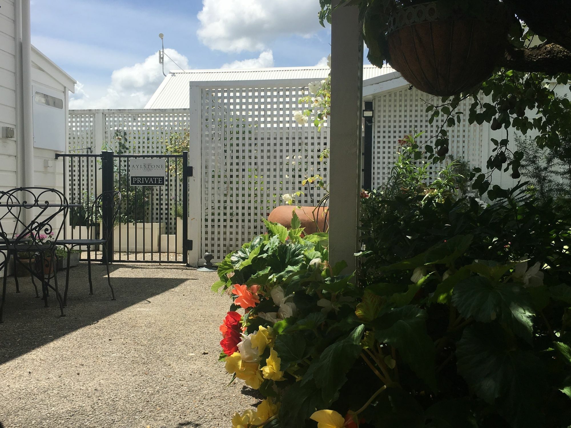 Aylstone Martinborough Hotel Exterior photo
